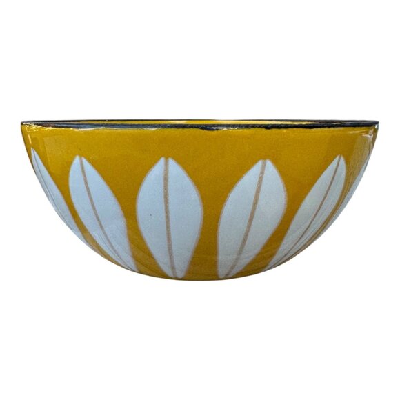 Cathrine Holm Of Norway Lotus Yellow Bowl 4" MCM Enamelware Collectible Kitchen - Picture 1 of 5